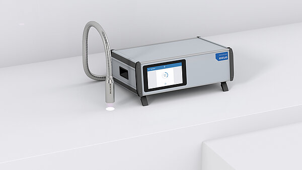 products_delolux_30_all-in-one_with_delolux_pilot_realstage_01.jpg